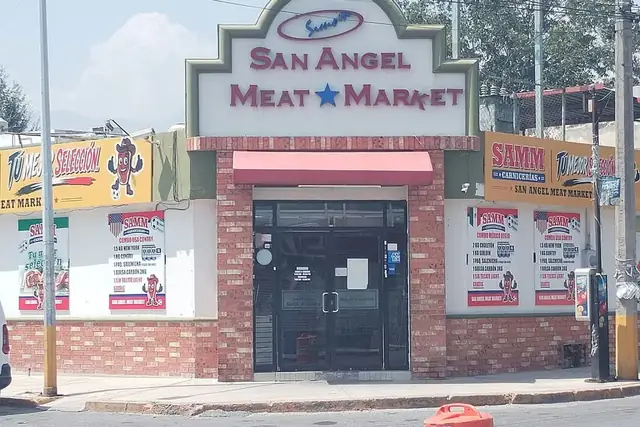 Fachada de la sucursal Madero de San Angel Meat Market.